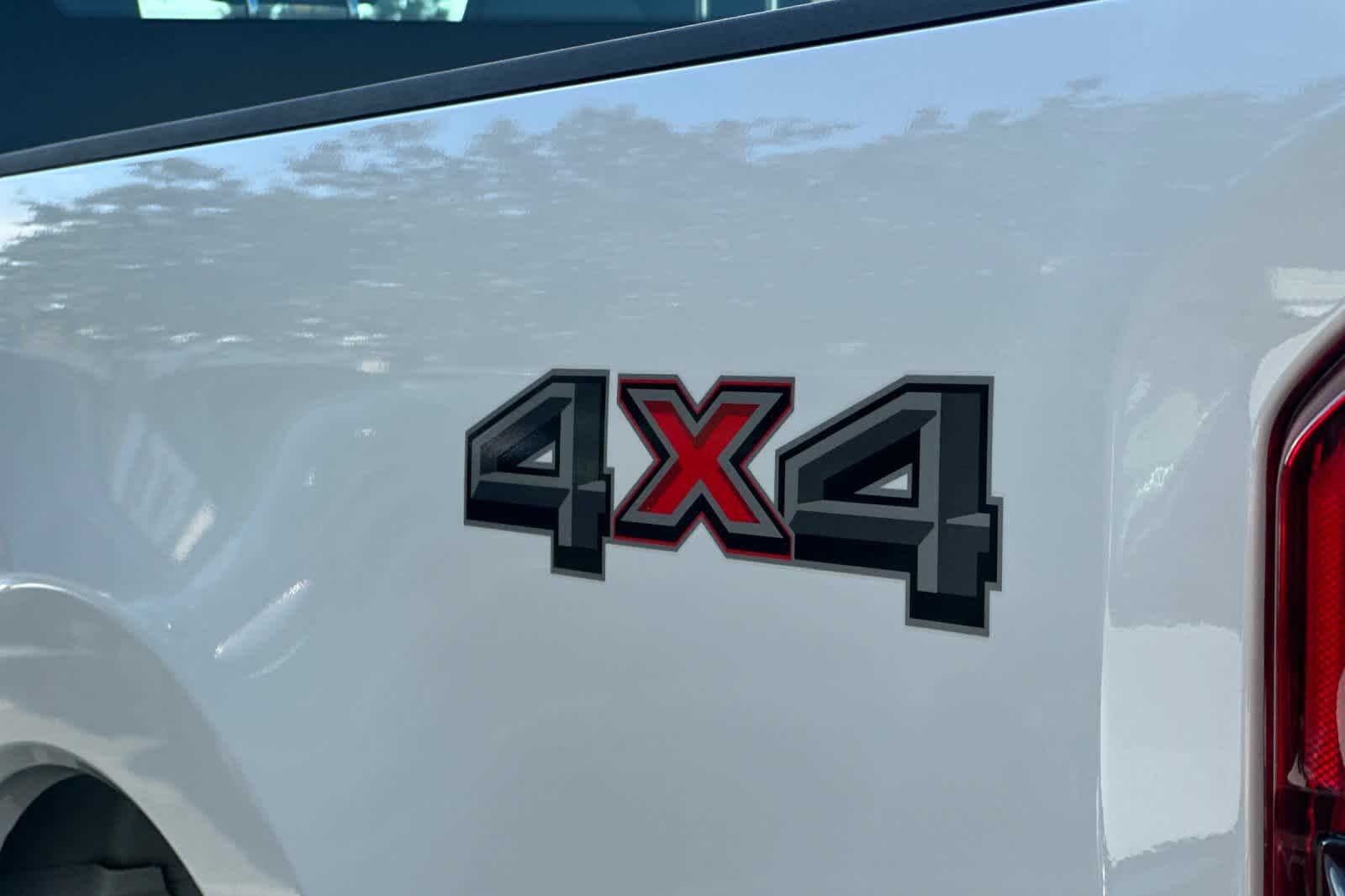 Thumbnail: 2026 Ford Econoline - 25