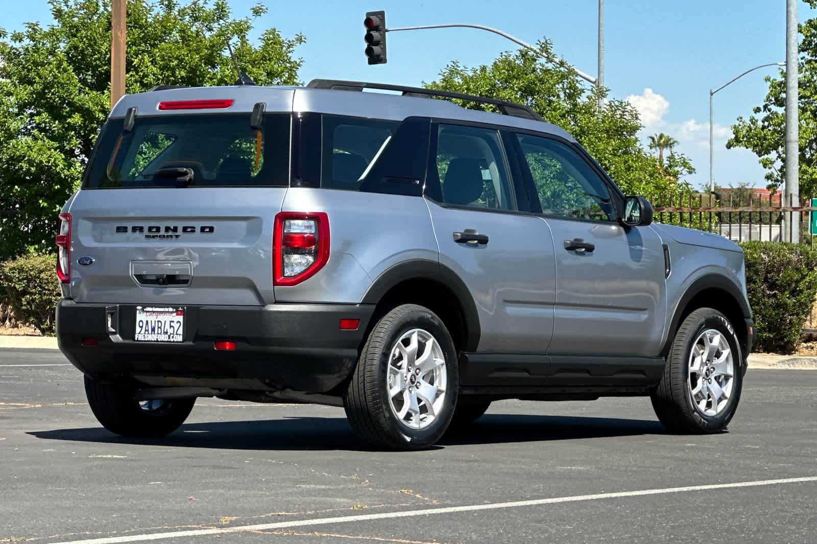 Thumbnail: 2021 Ford Bronco Sport - 2