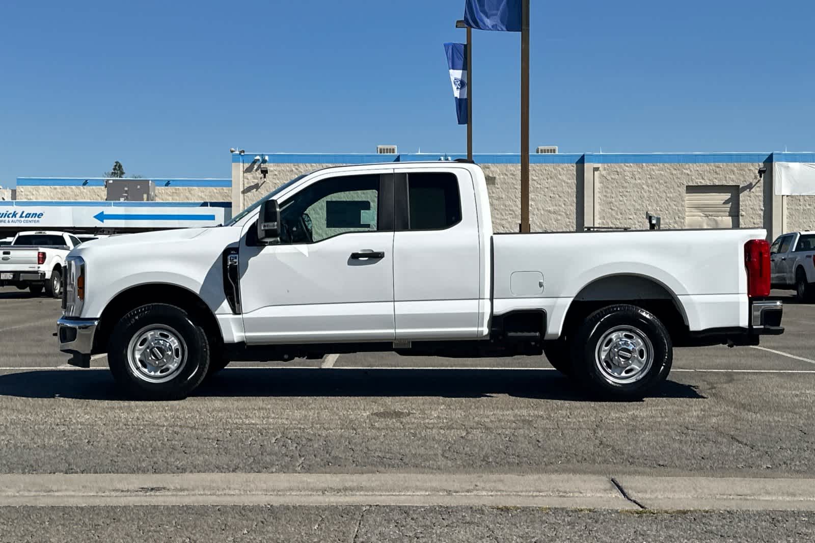 Thumbnail: 2026 Ford Econoline - 5