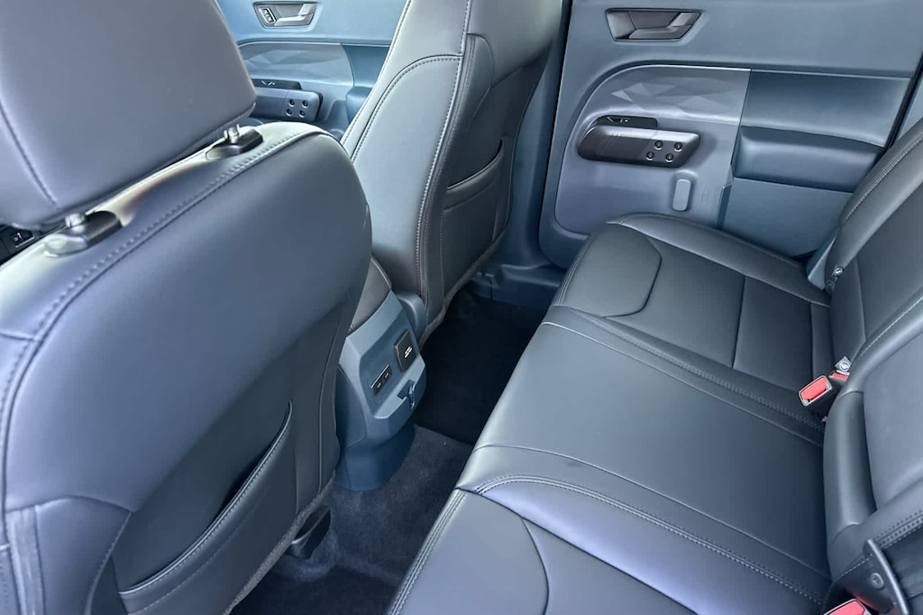 New 2025 Ford Maverick Lariat Truck