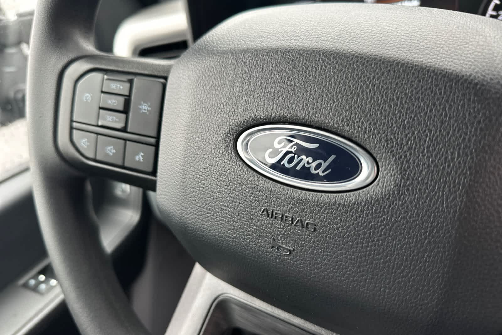 Thumbnail: 2024 Ford Econoline - 23