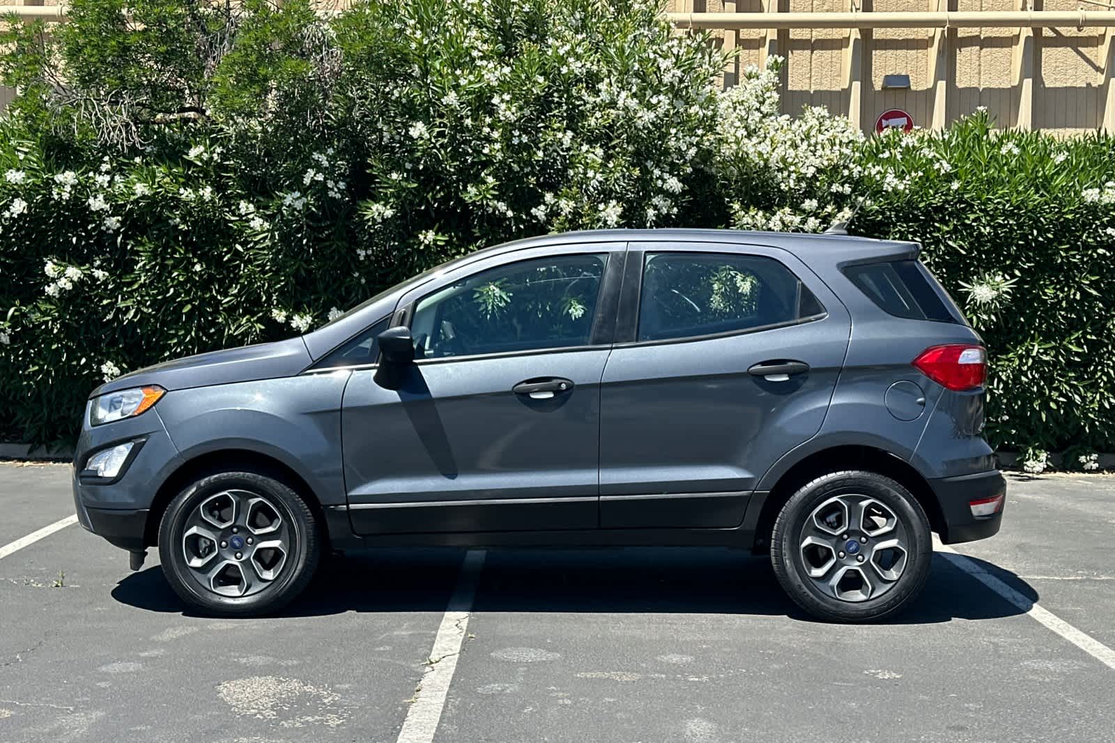 Thumbnail: 2021 Ford EcoSport - 5