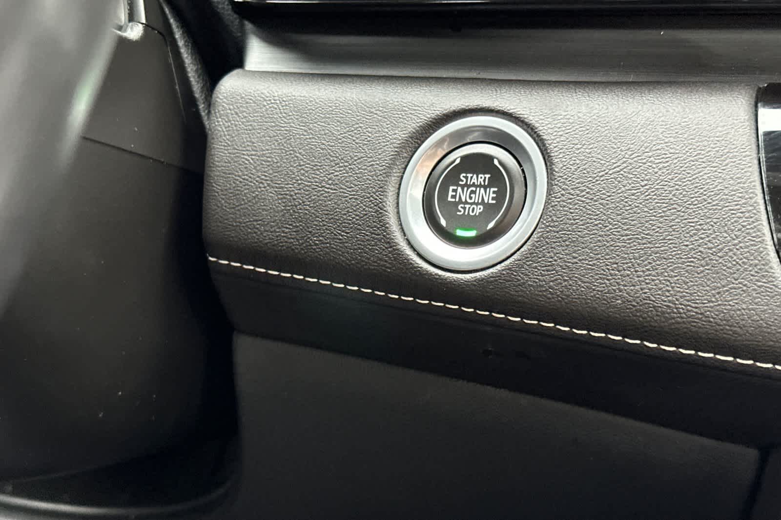 Thumbnail: 2022 Cadillac Escalade - 25