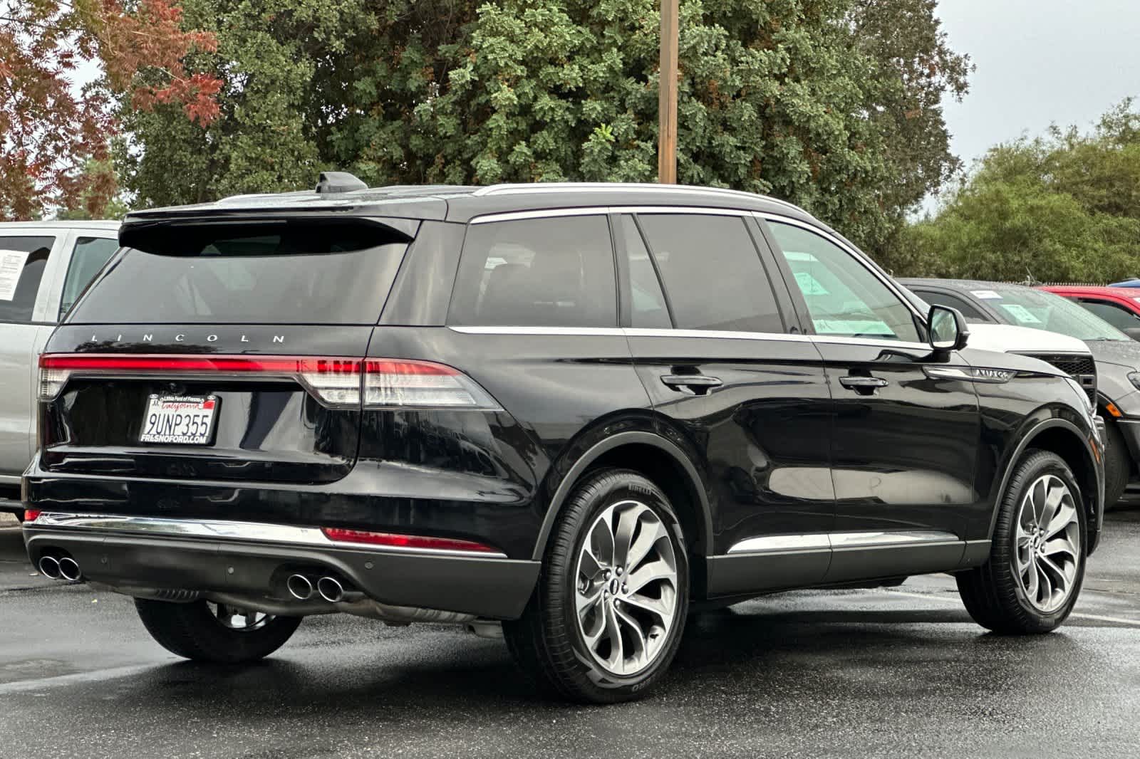 Thumbnail: 2025 Lincoln Aviator - 2