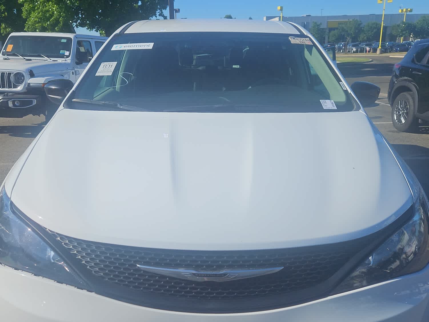 Thumbnail: 2024 Chrysler Voyager - 4