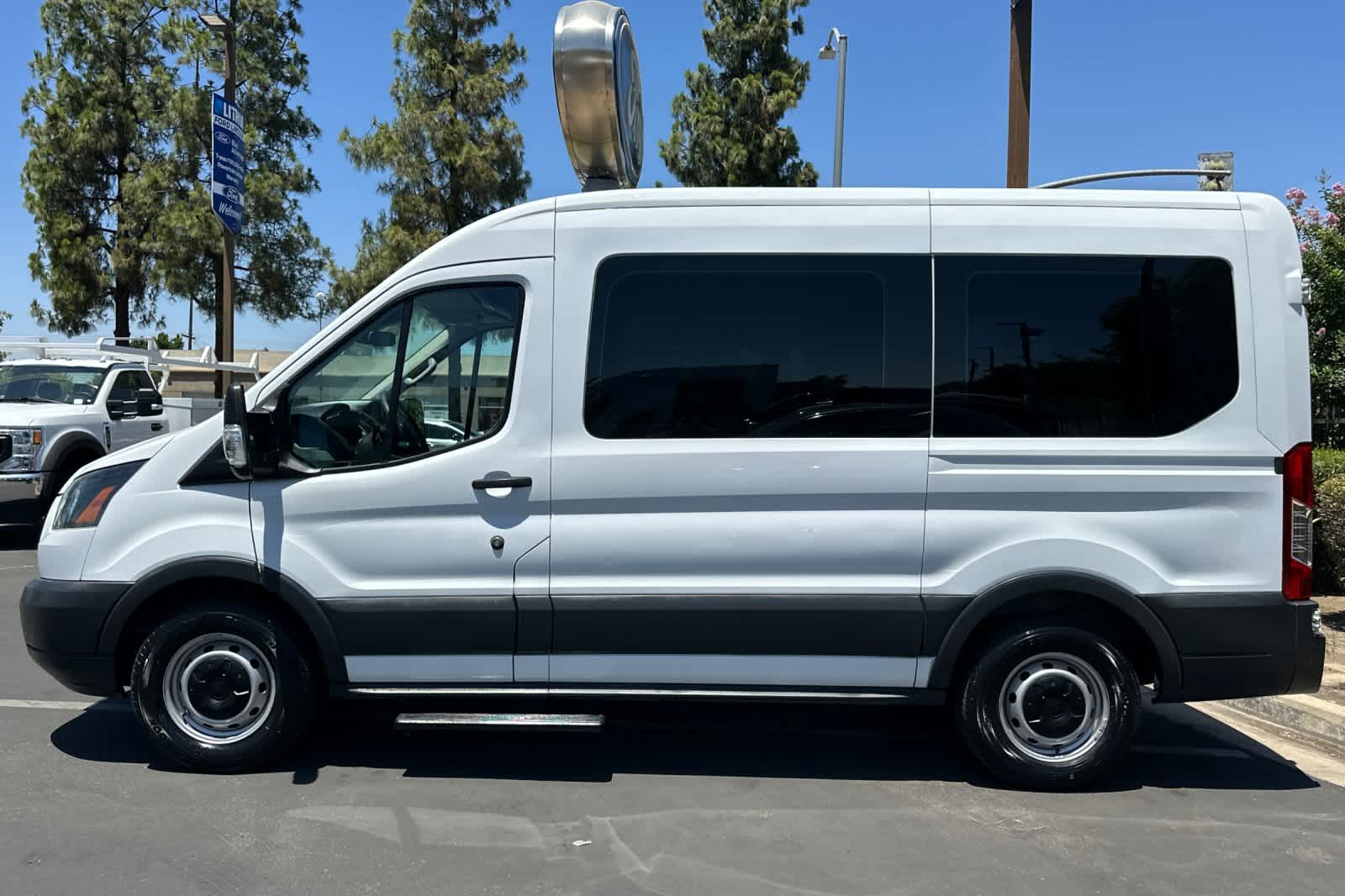 Thumbnail: 2016 Ford Transit Series - 5