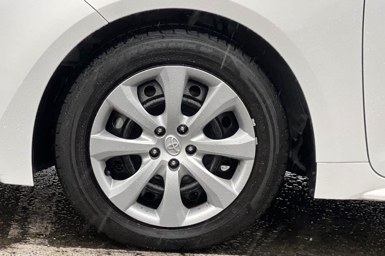 Thumbnail: 2023 Toyota Corolla - 25