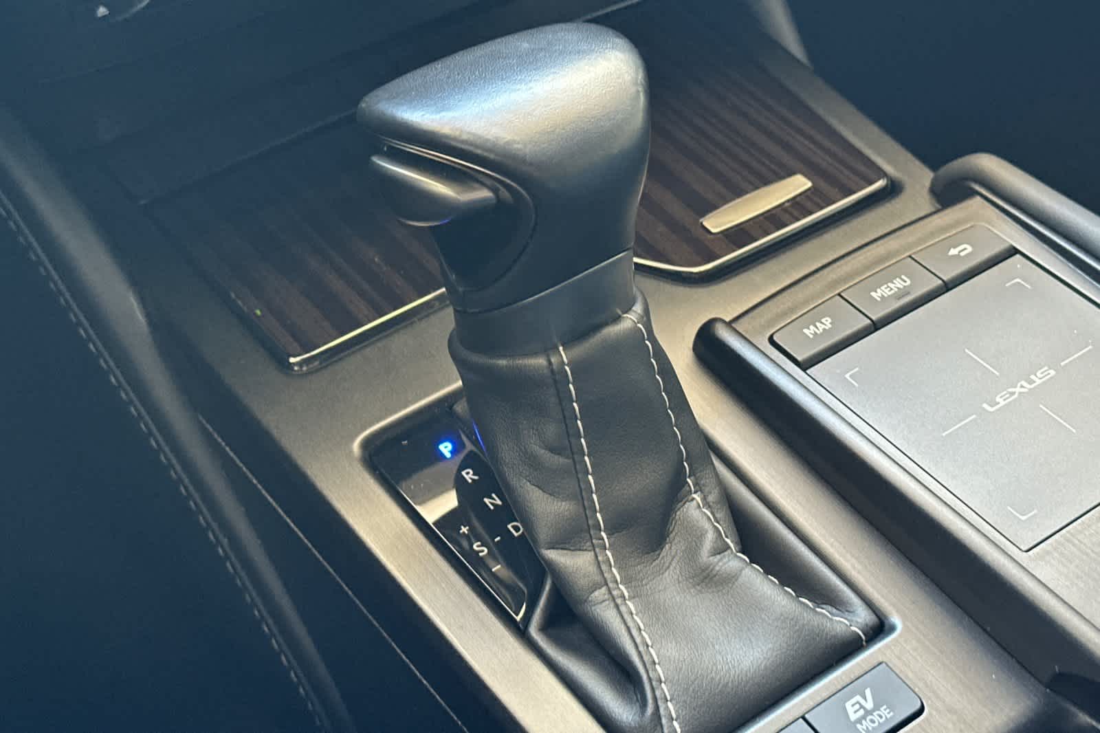 Thumbnail: 2019 Lexus ES - 21