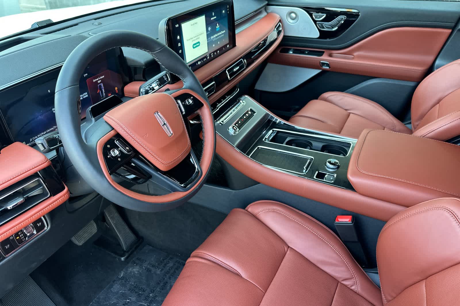 Thumbnail: 2026 Lincoln Aviator - 12