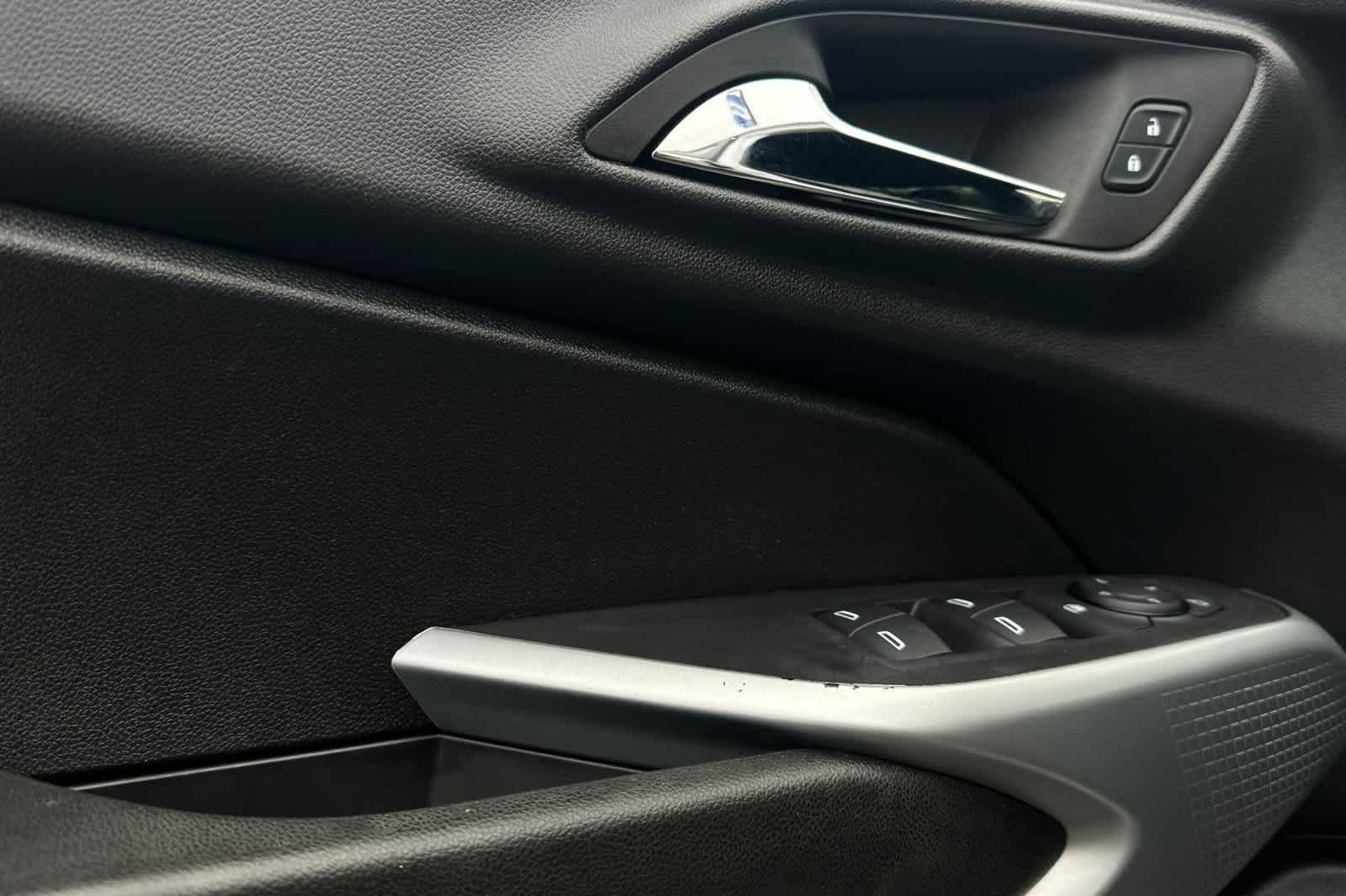 Thumbnail: 2025 Chevrolet Trax - 13