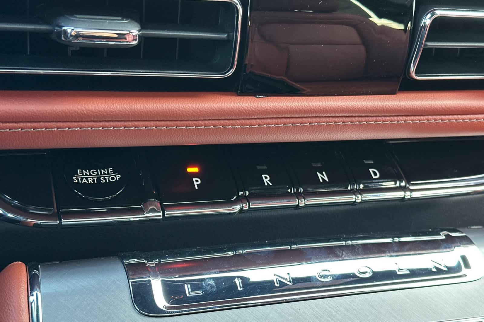 Thumbnail: 2026 Lincoln Aviator - 23