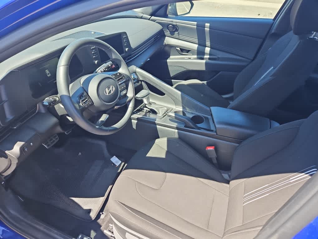 Thumbnail: 2025 Hyundai Elantra - 12