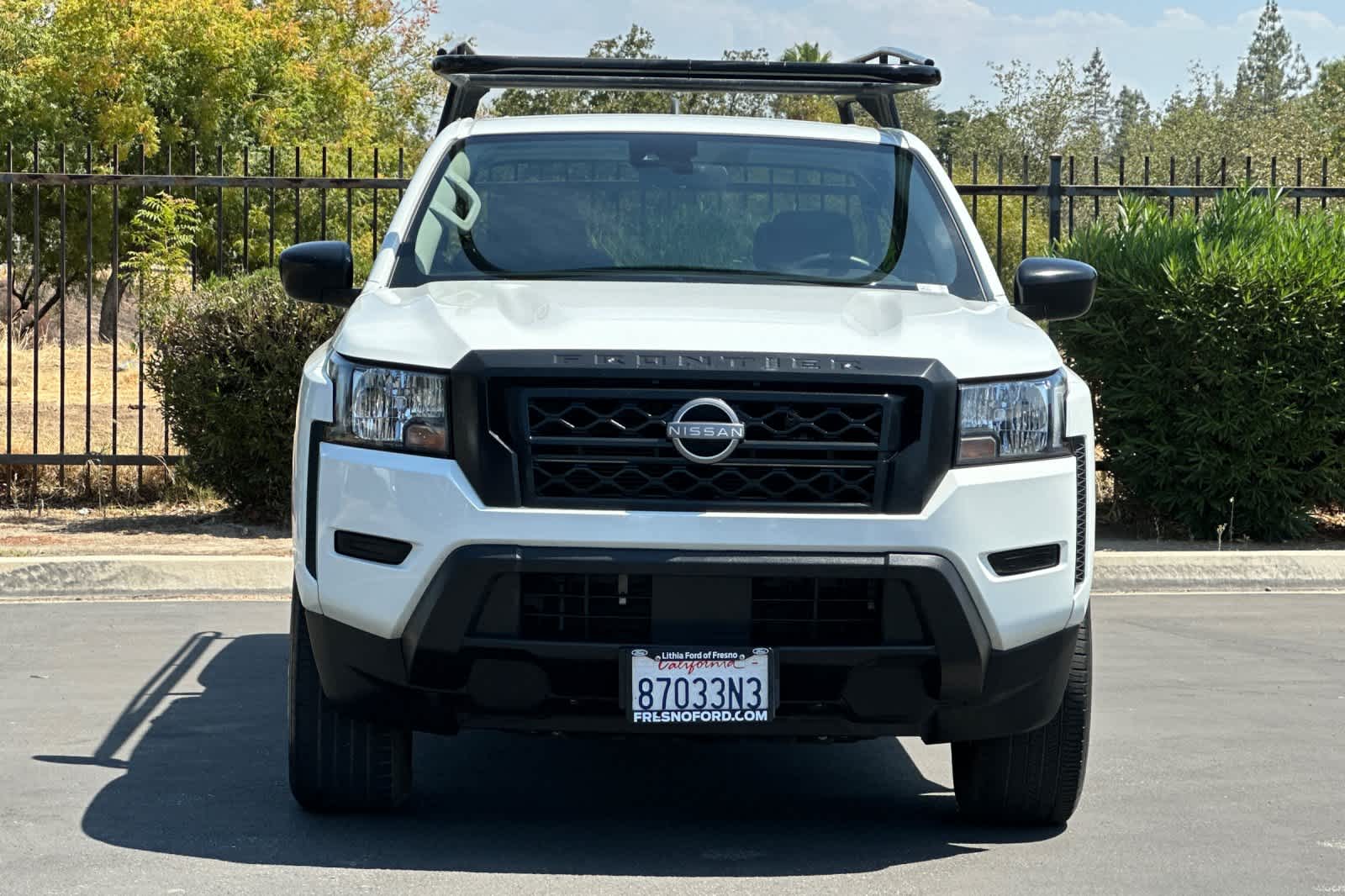 Thumbnail: 2022 Nissan Frontier - 10