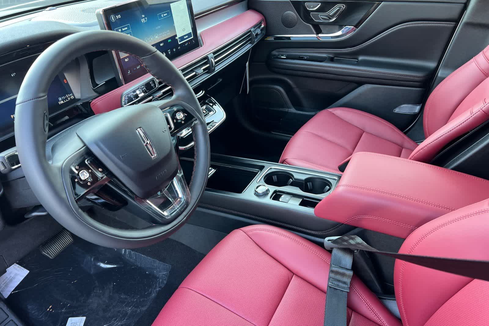 Thumbnail: 2026 Lincoln Corsair - 12