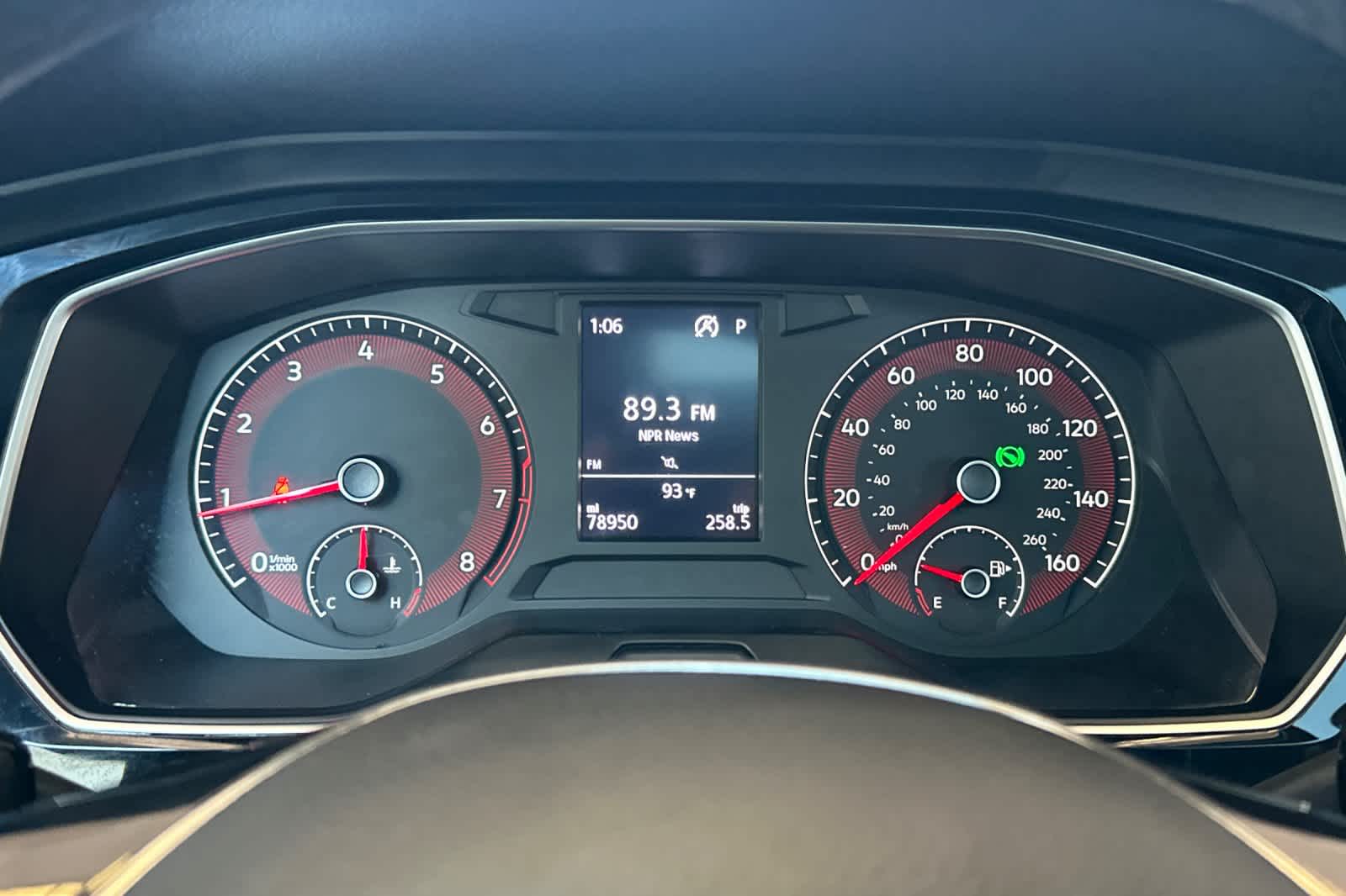 2020 Volkswagen Jetta SE 24
