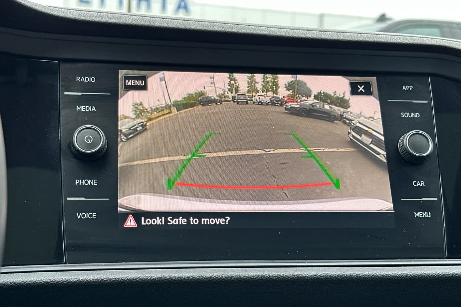 Thumbnail: 2020 Volkswagen Jetta - 19