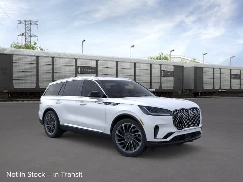 Thumbnail: 2026 Lincoln Aviator - 7