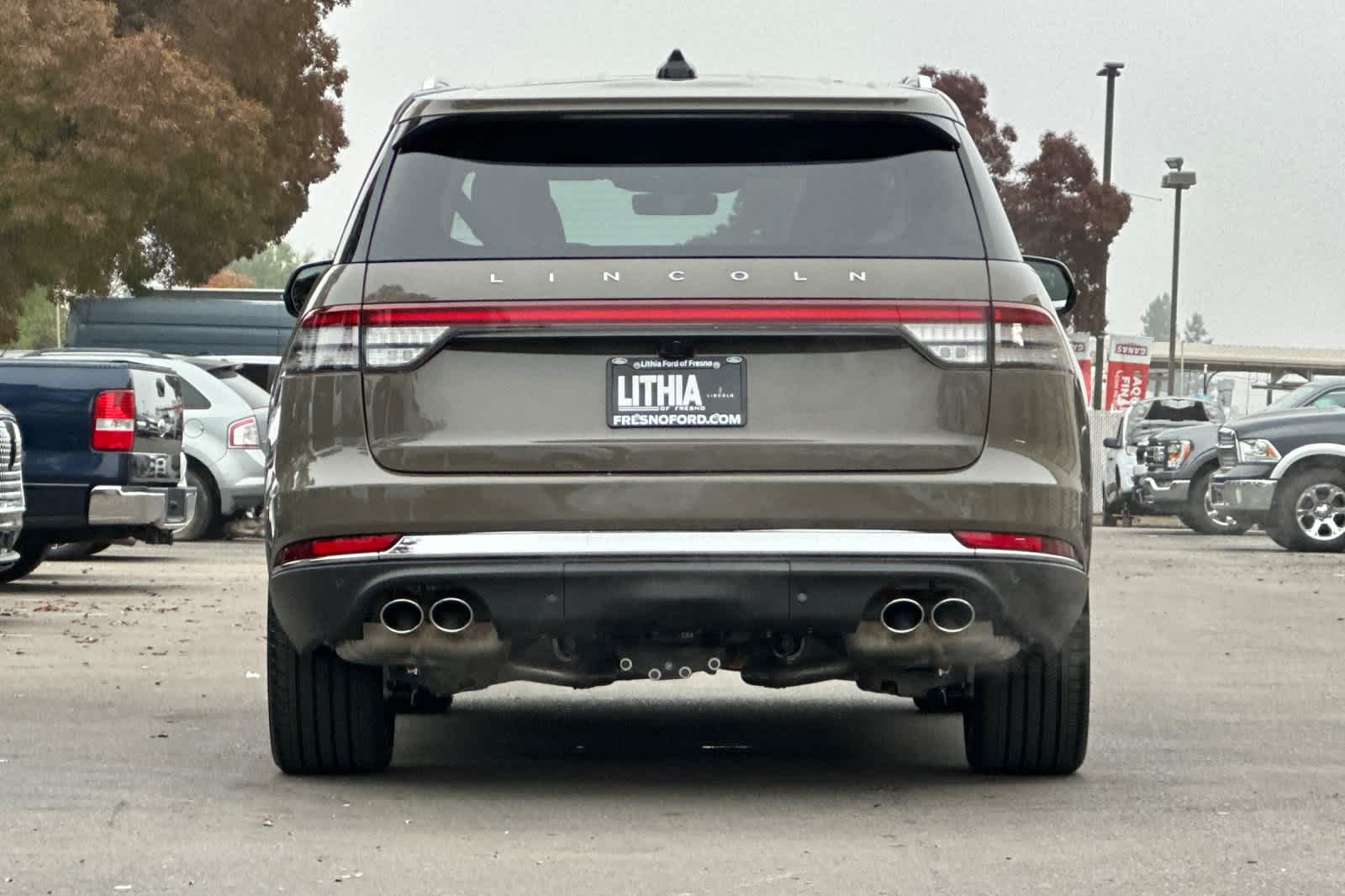 Thumbnail: 2026 Lincoln Aviator - 7