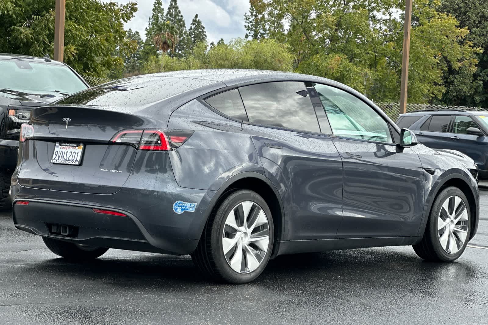 Used 2021 Tesla Model Y Long Range with VIN 5YJYGDEE3MF091458 for sale in Northfield, Minnesota