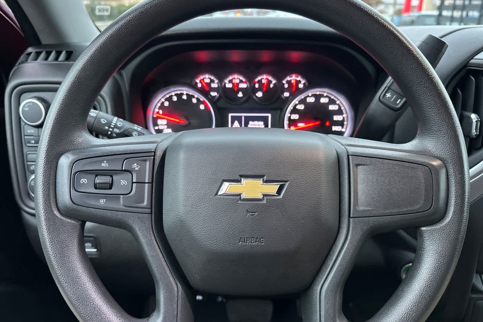 Thumbnail: 2023 Chevrolet Silverado 1500 - 23