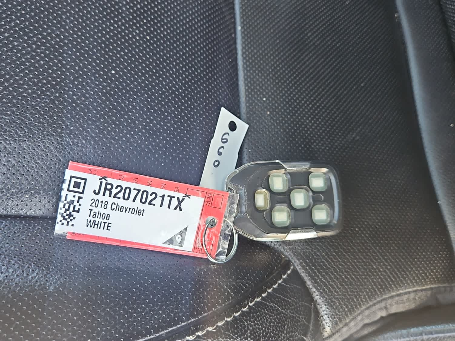 Thumbnail: 2018 Chevrolet Tahoe - 21