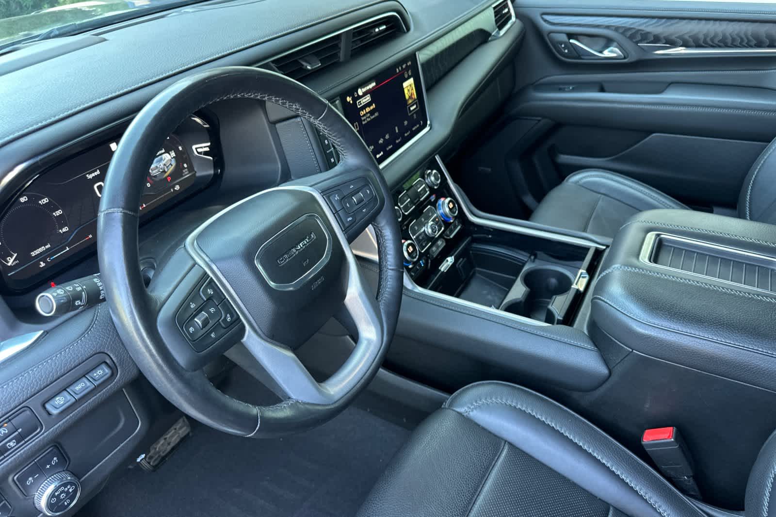 Thumbnail: 2023 GMC Yukon XL - 11