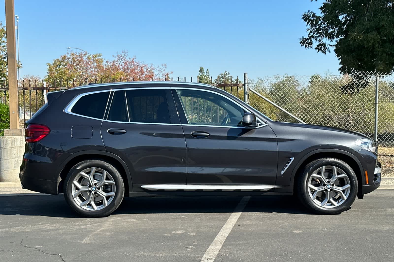 Thumbnail: 2021 BMW X3 - 8