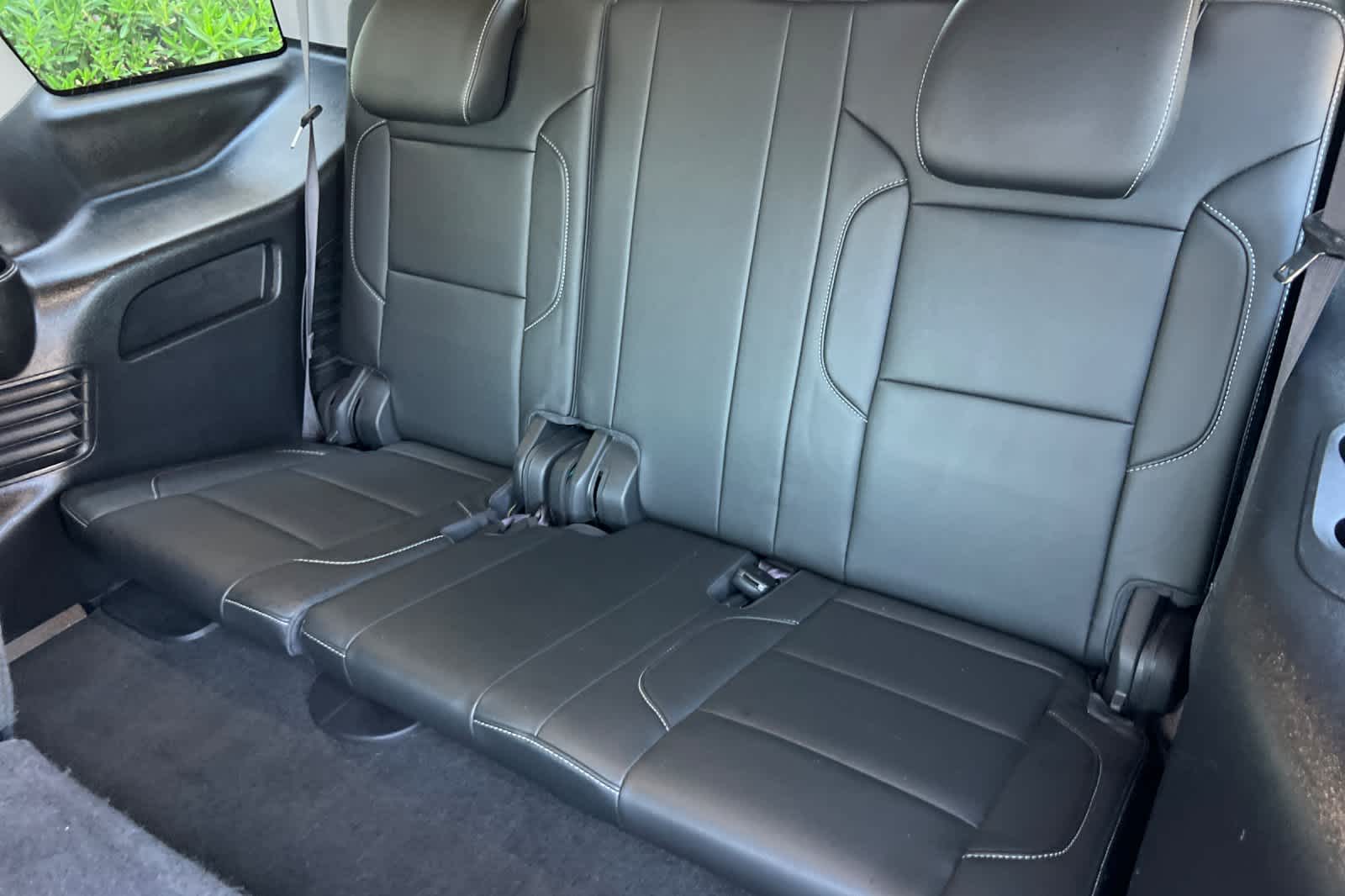 Thumbnail: 2017 Chevrolet Tahoe - 15