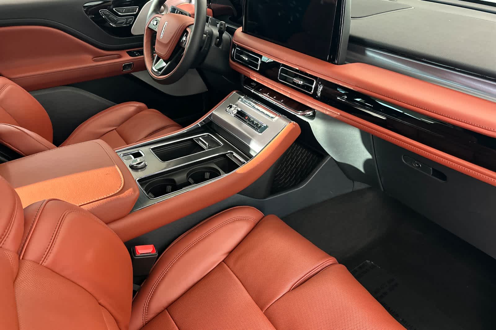 Thumbnail: 2026 Lincoln Aviator - 18