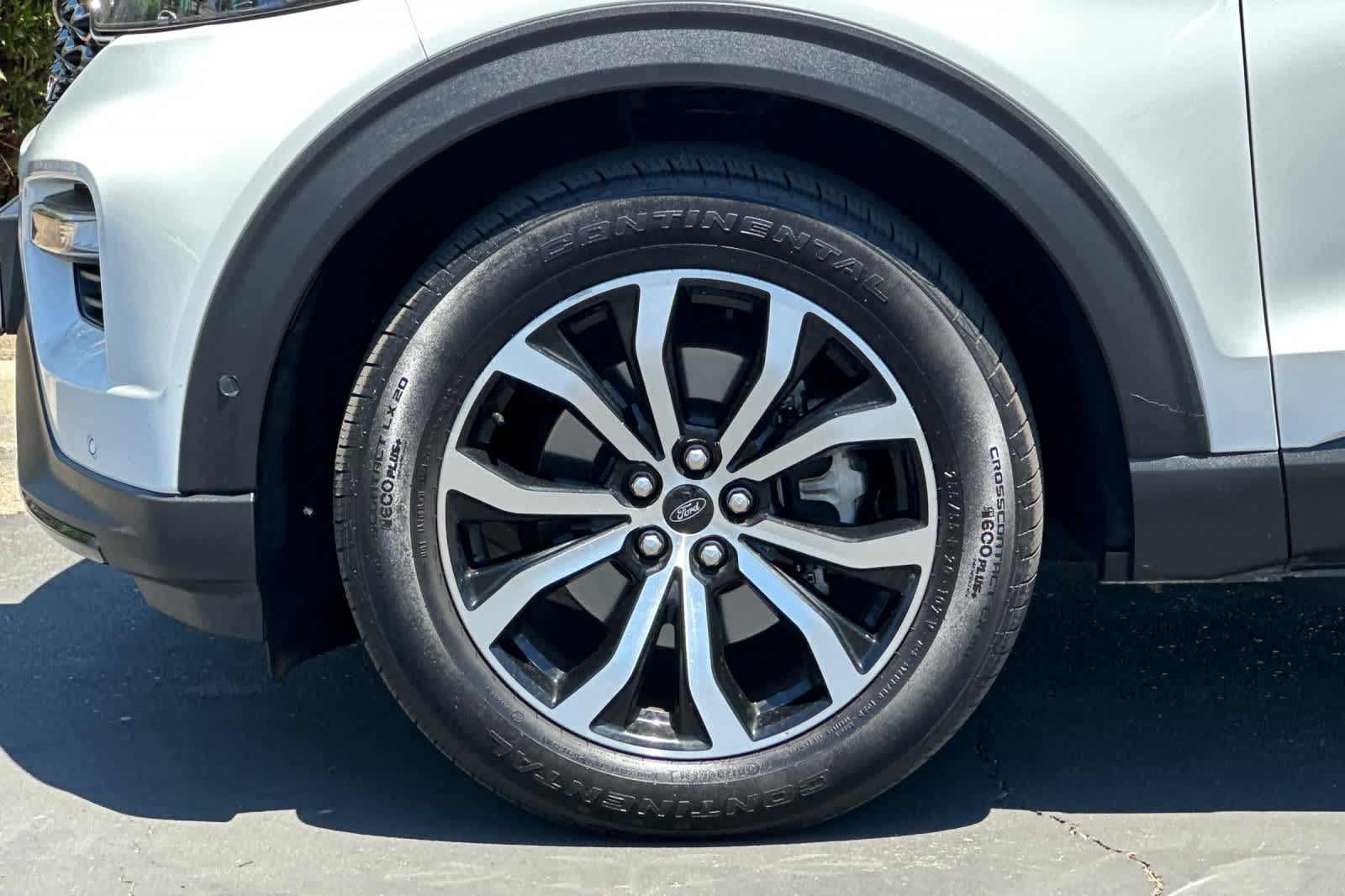 2020 Ford Explorer ST 25