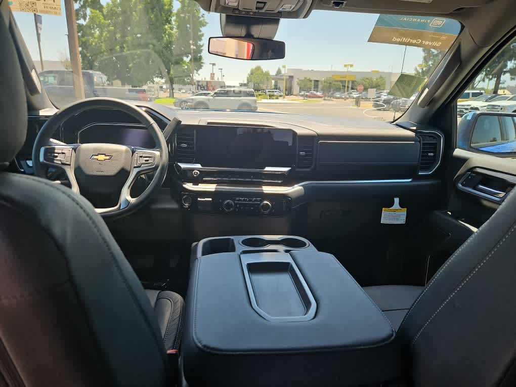 Thumbnail: 2026 Chevrolet Silverado 1500 - 10