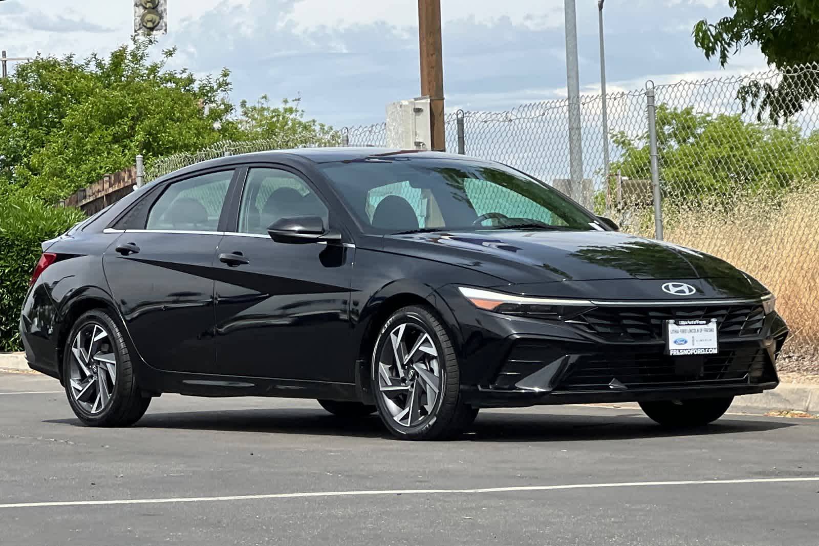 Thumbnail: 2024 Hyundai Elantra - 10