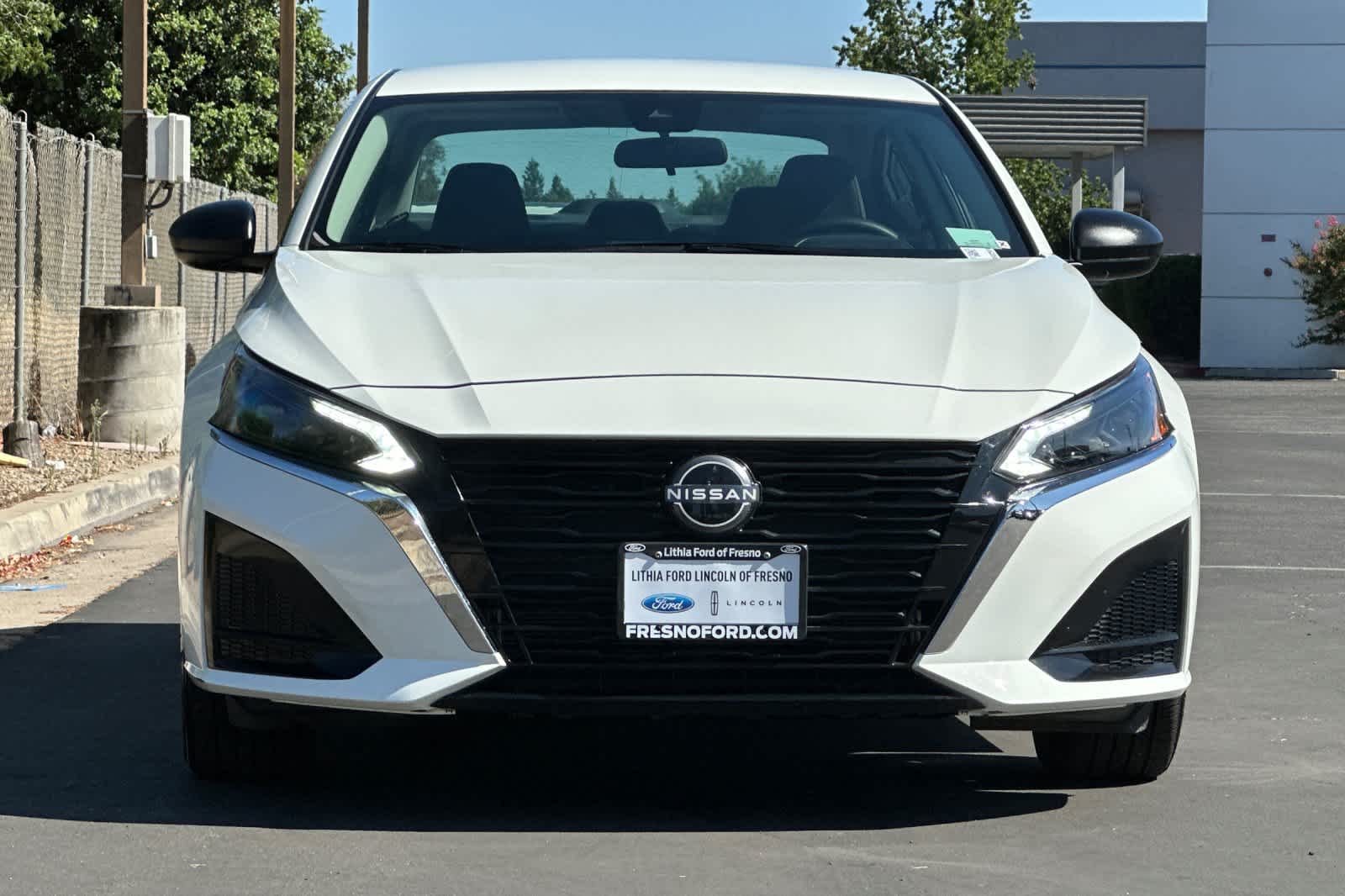 2025 Nissan Altima SV 10