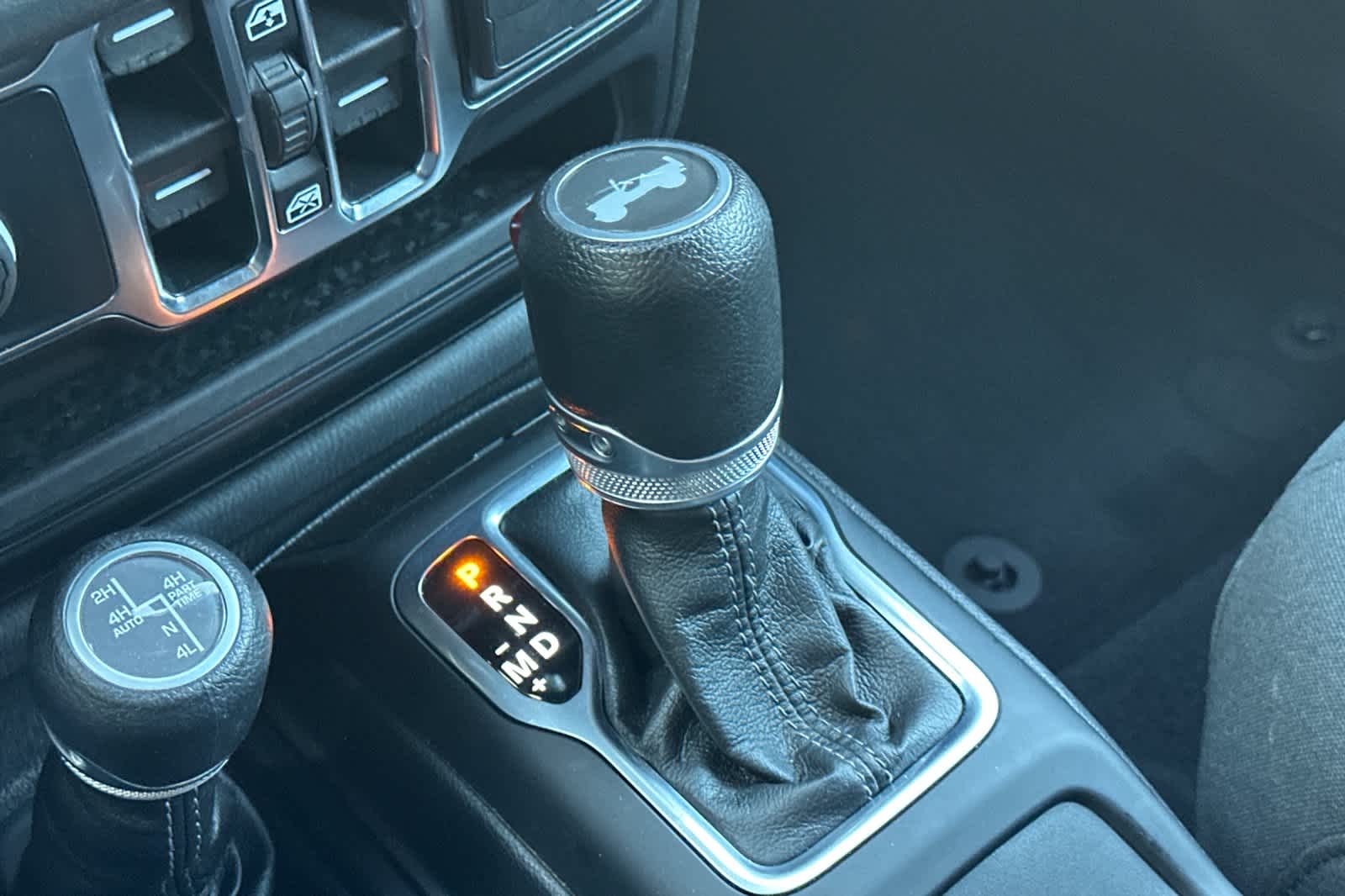 Thumbnail: 2024 Jeep Wrangler - 21
