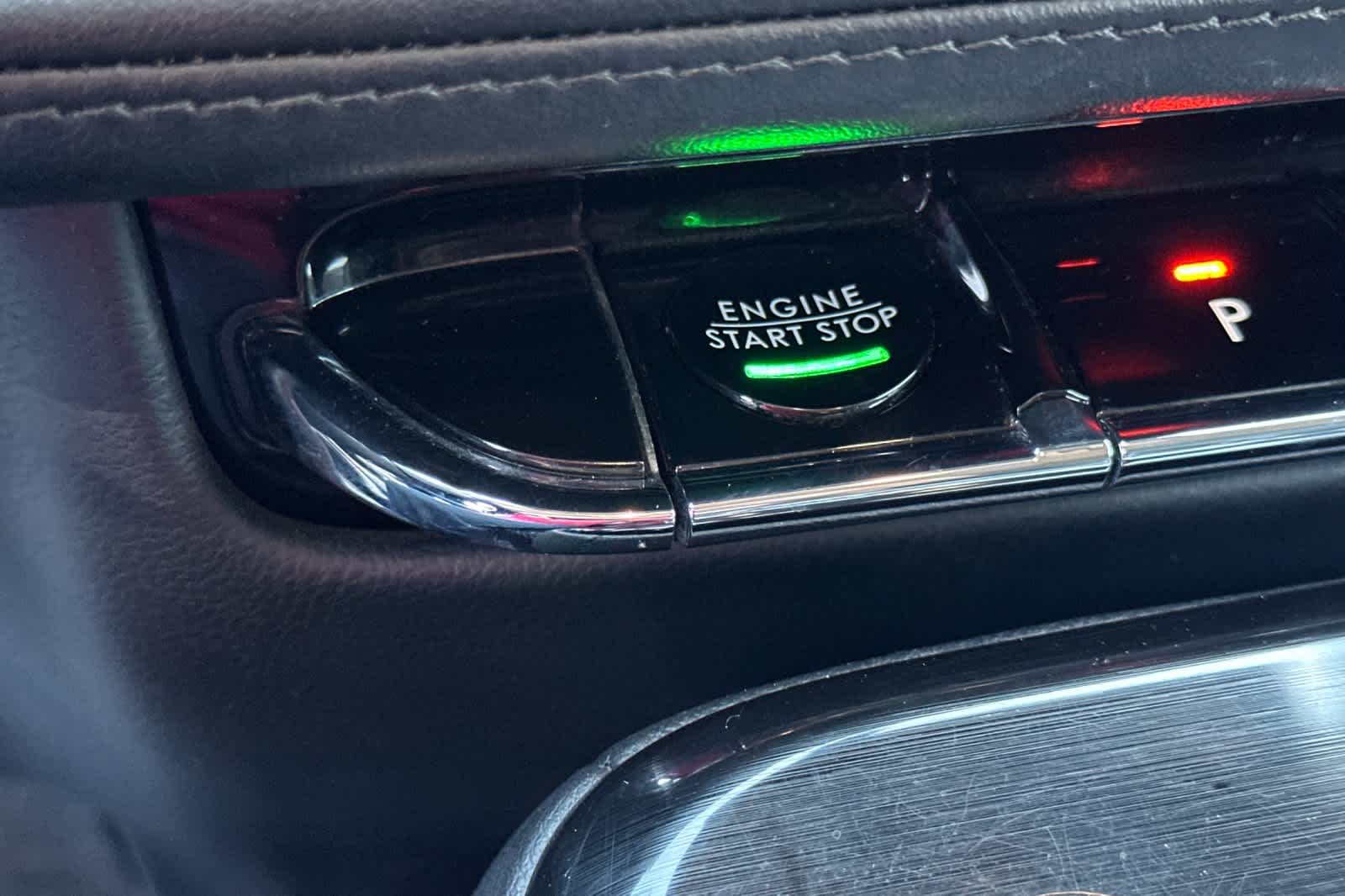 Thumbnail: 2023 Lincoln Nautilus - 23