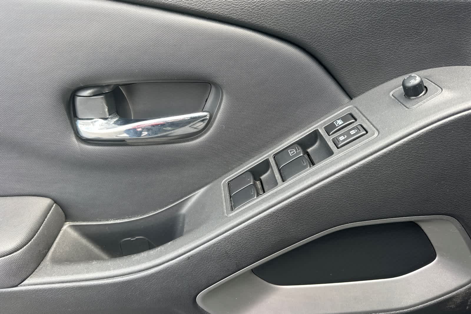 Thumbnail: 2022 Nissan Frontier - 12