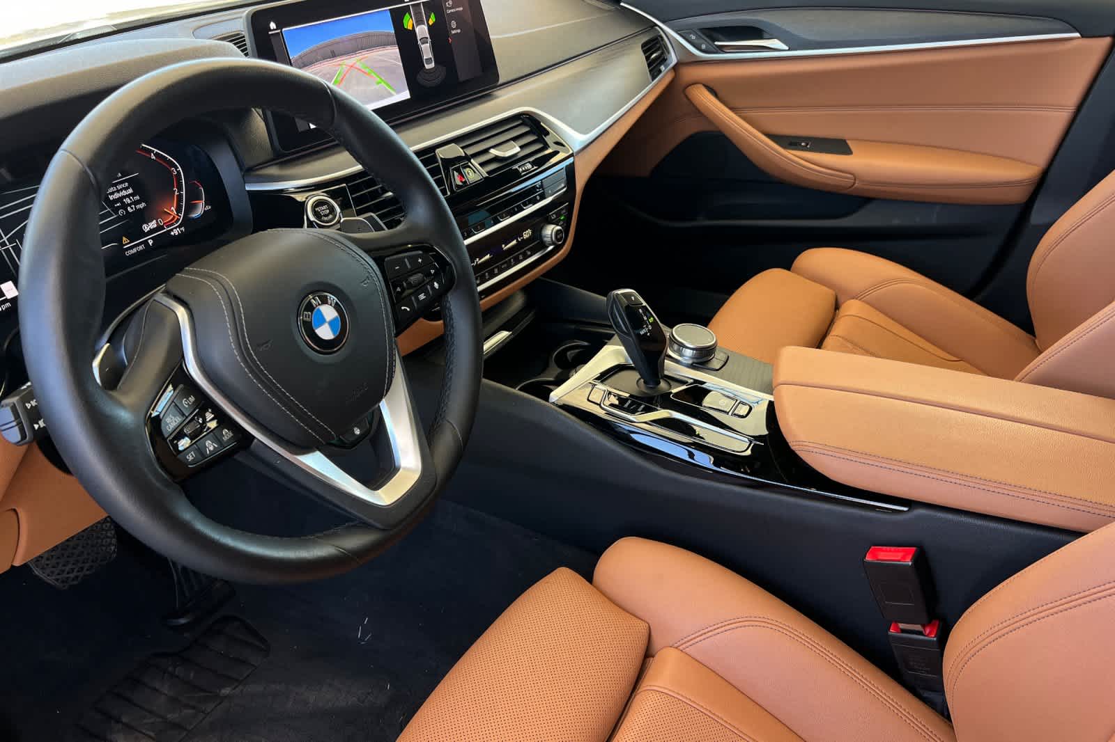 Thumbnail: 2023 BMW 5 Series - 11
