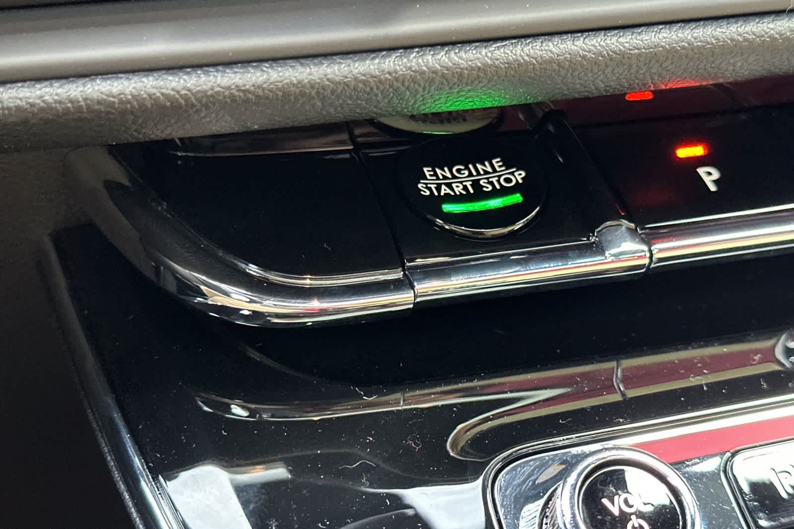 Thumbnail: 2026 Lincoln Corsair - 24