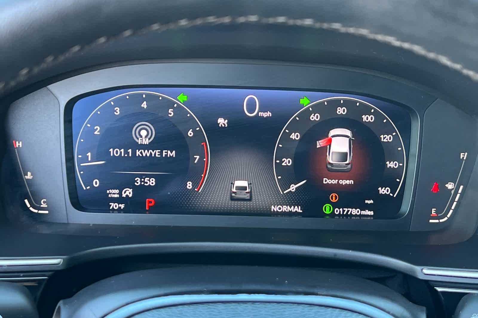 Thumbnail: 2024 Honda Civic - 25