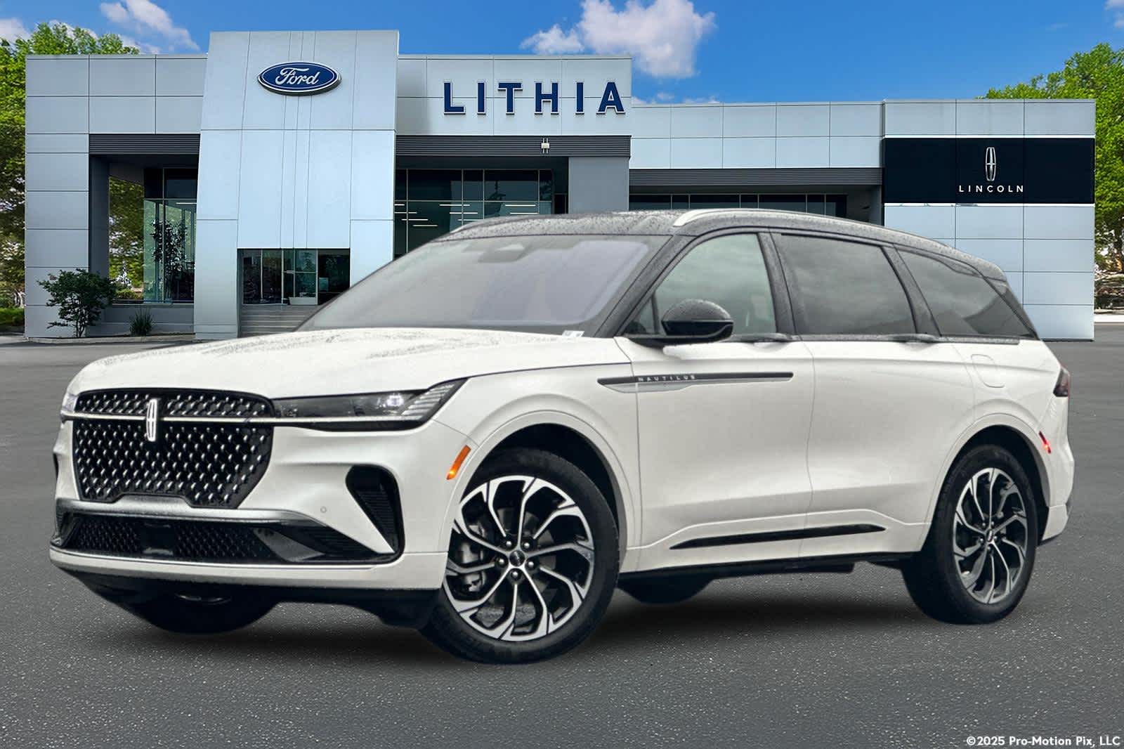 2026 Lincoln Nautilus Reserve's photo