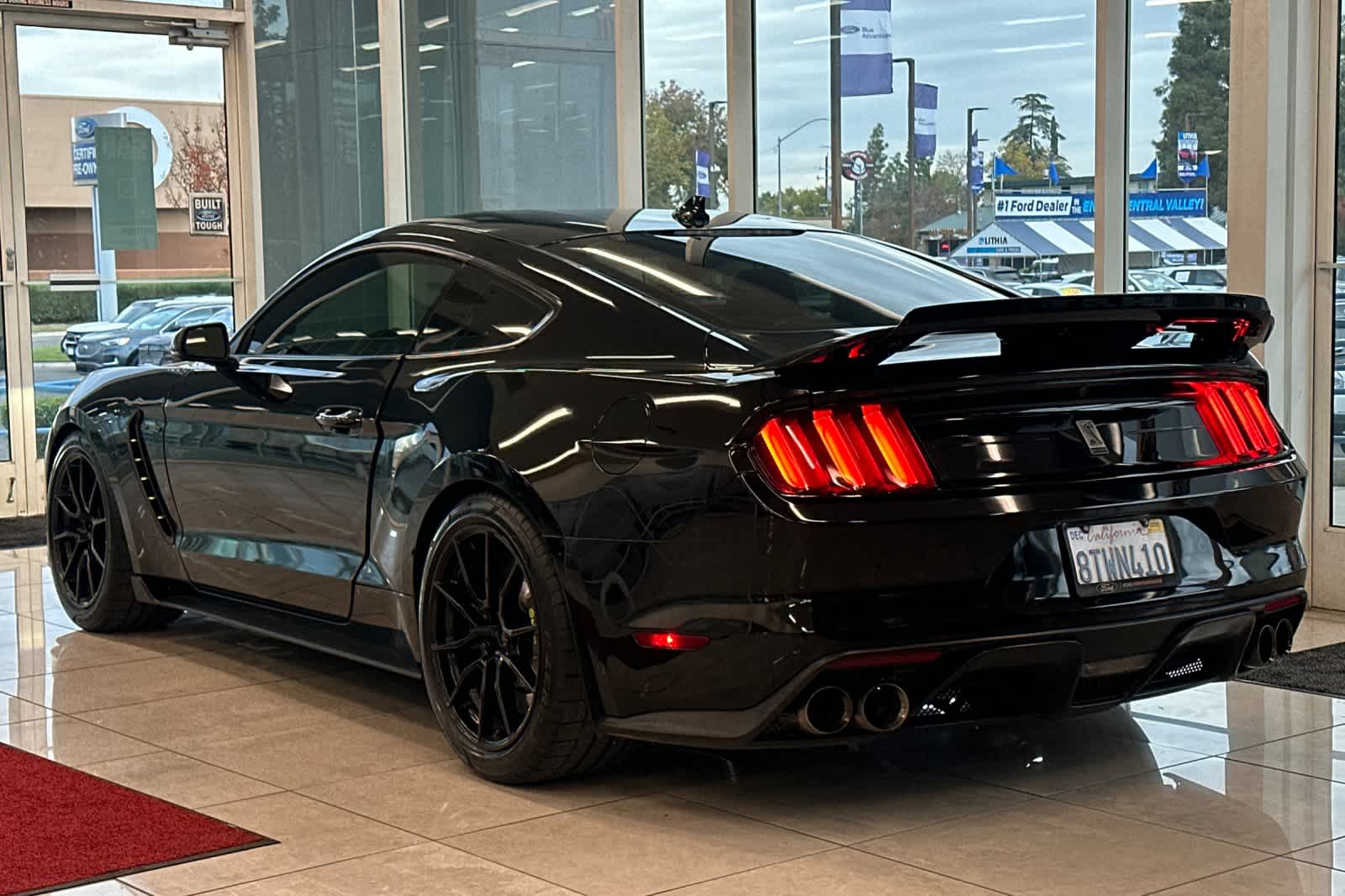 Thumbnail: 2020 Ford Econoline - 7