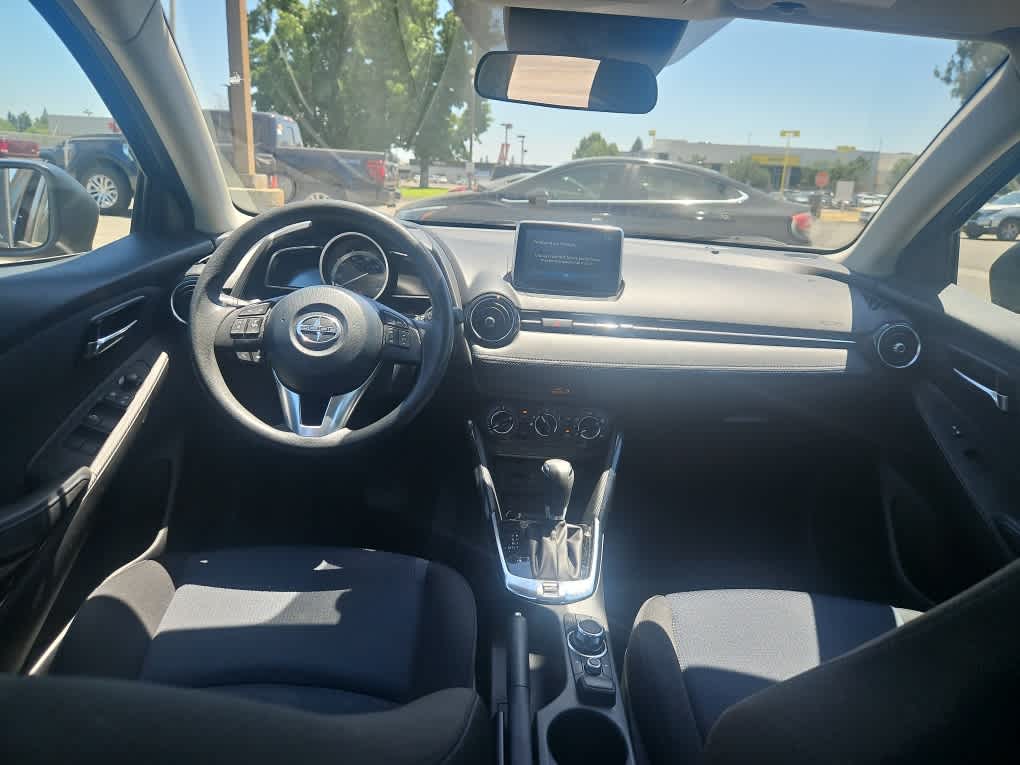 Thumbnail: 2016 Scion iA - 10