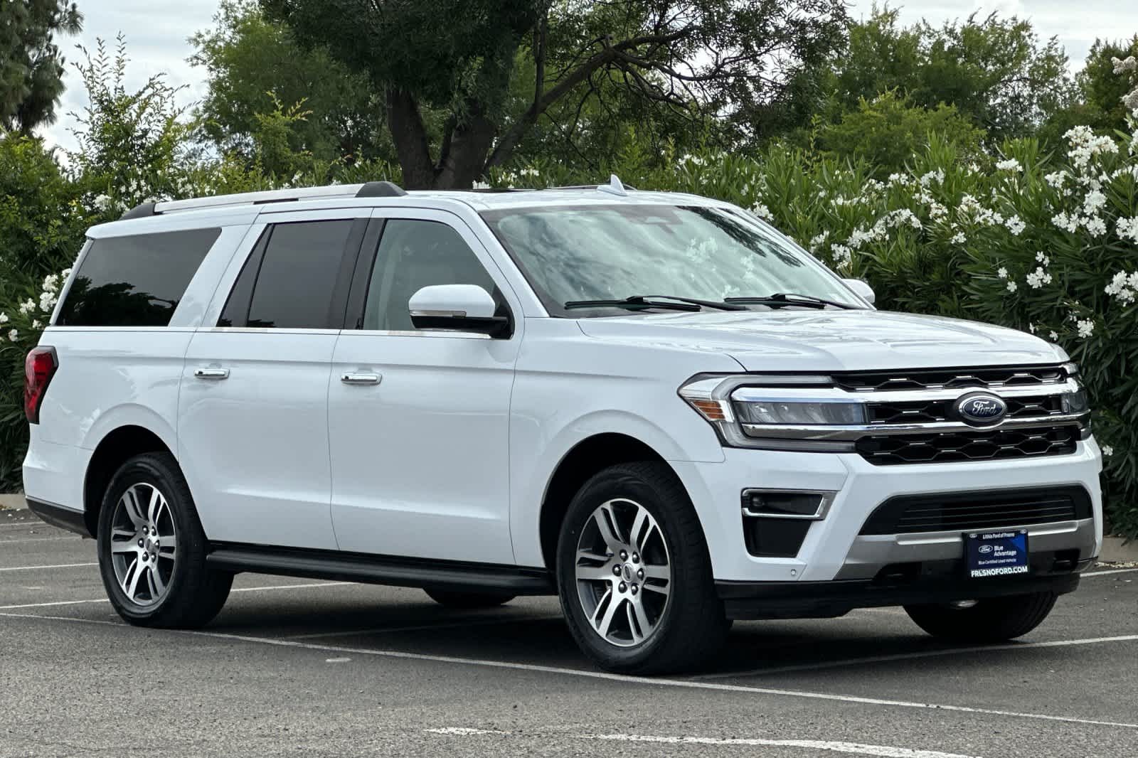 Thumbnail: 2023 Ford Expedition MAX - 10