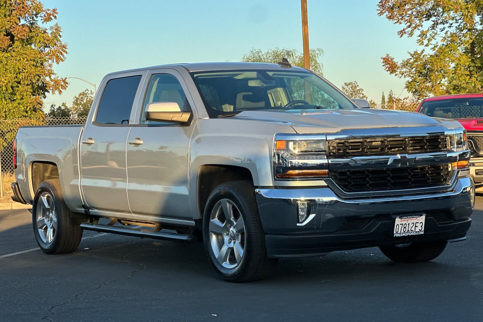 Thumbnail: 2017 Chevrolet Silverado 1500 - 10