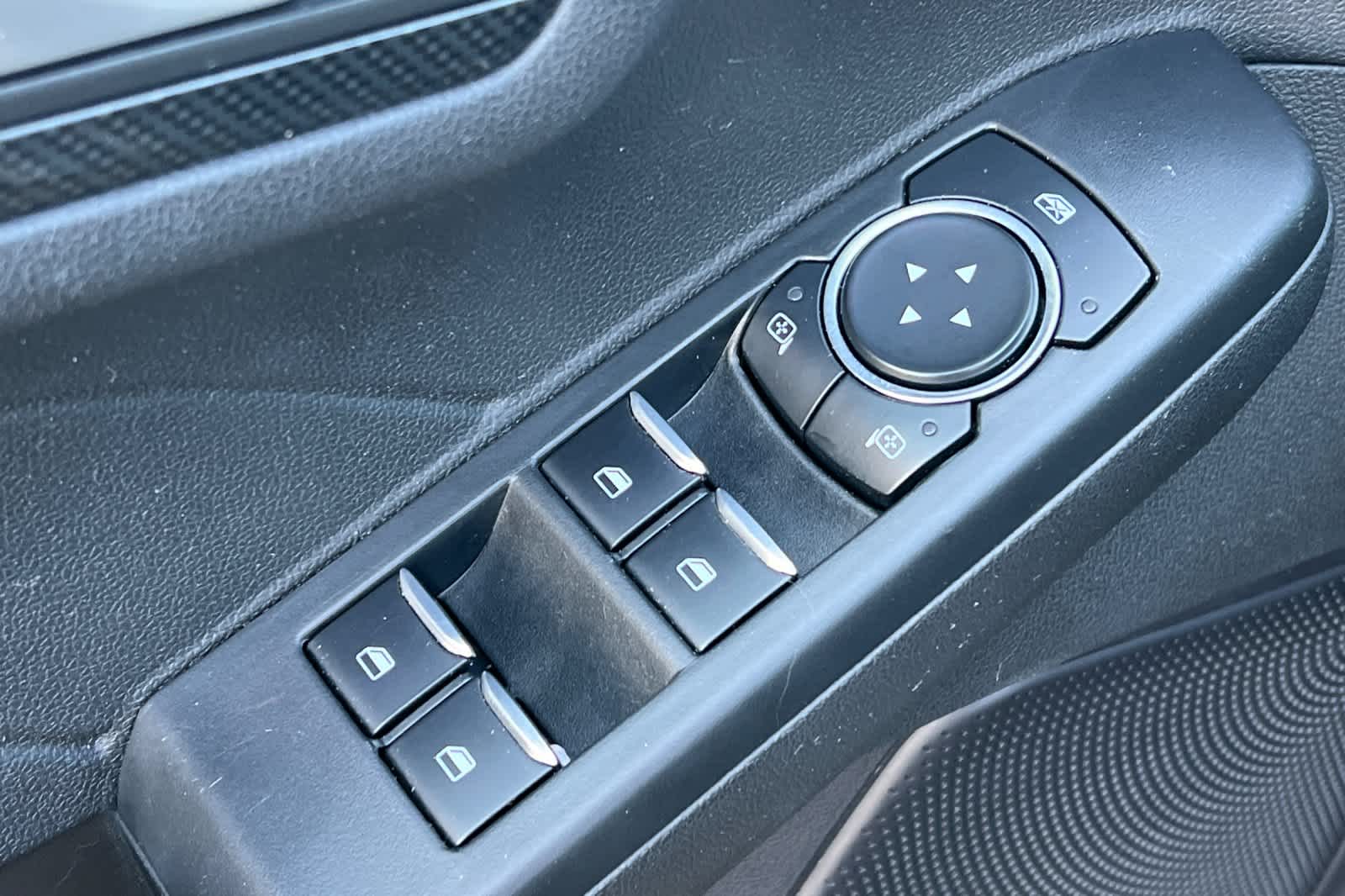 Thumbnail: 2023 Ford Escape - 13