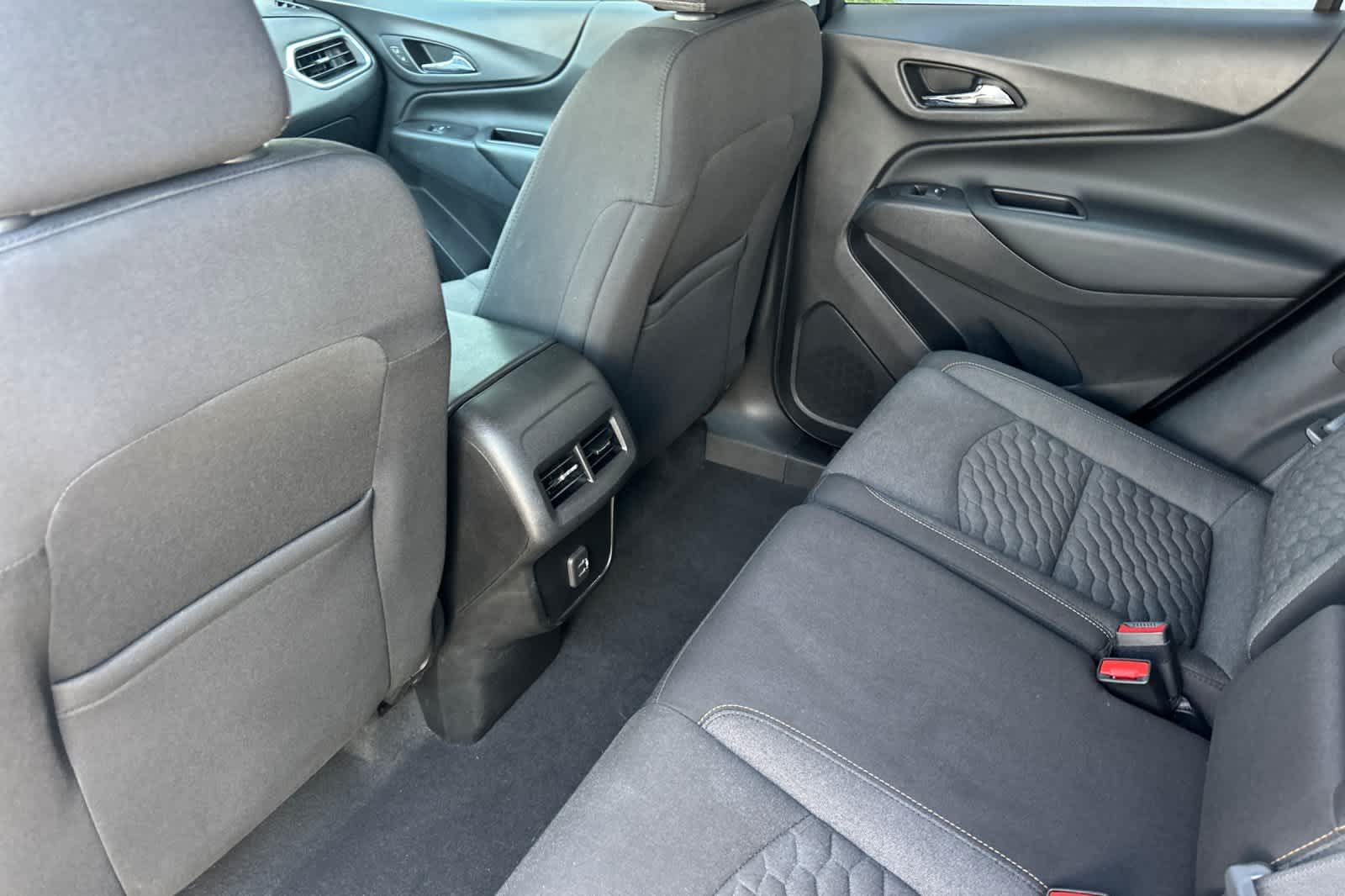 Thumbnail: 2021 Chevrolet Equinox - 4