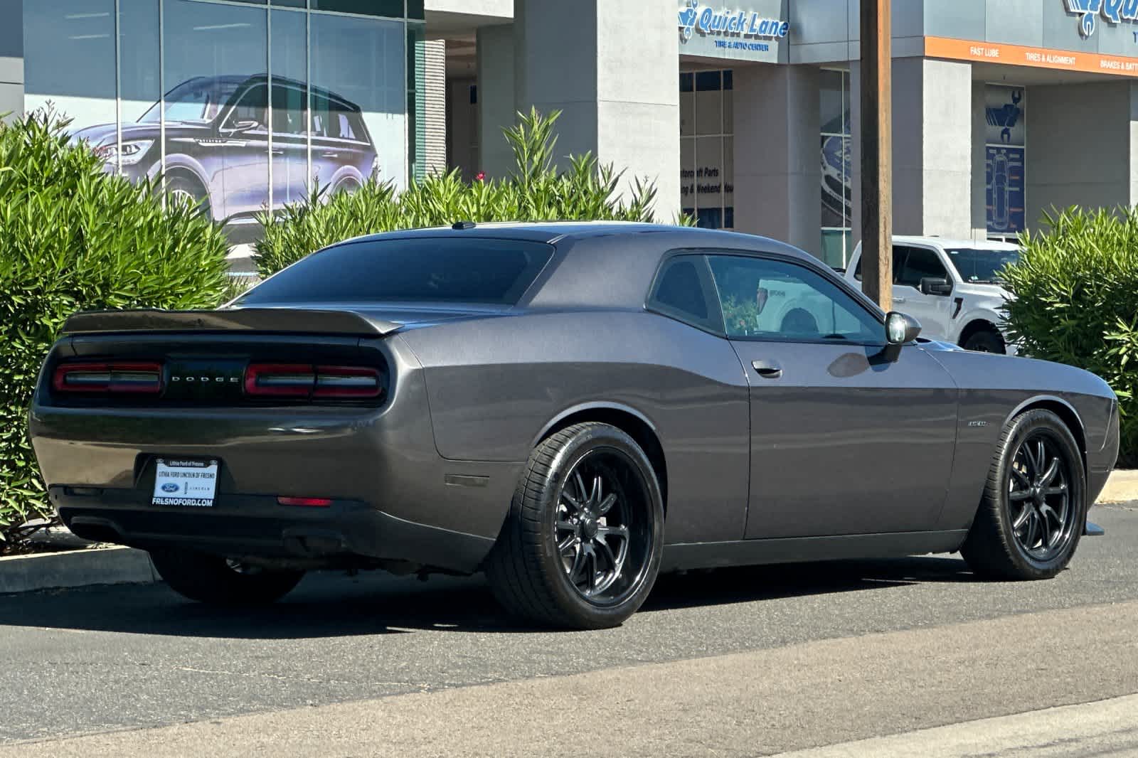 Thumbnail: 2019 Dodge Challenger - 2