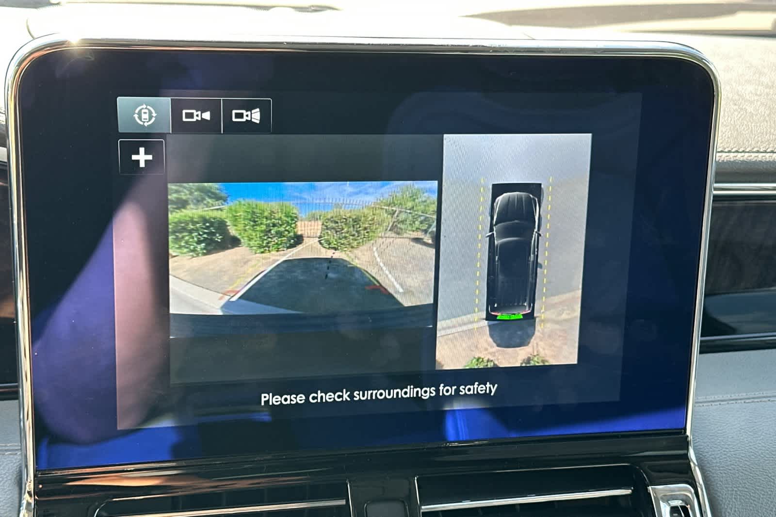 Thumbnail: 2019 Lincoln Navigator L - 21