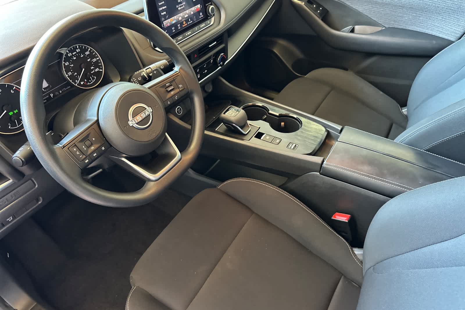 Thumbnail: 2023 Nissan Rogue - 10
