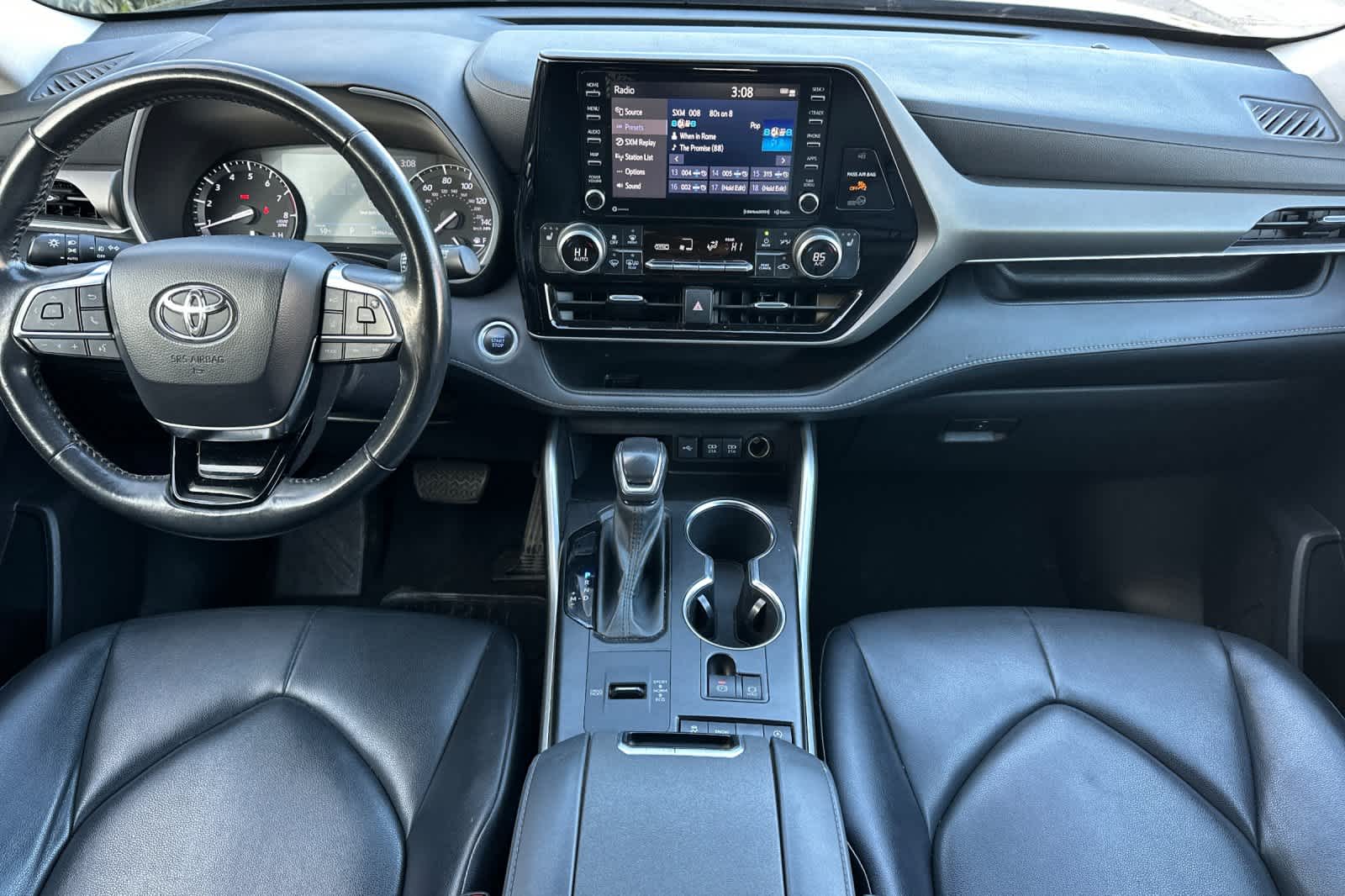 Thumbnail: 2021 Toyota Highlander - 3